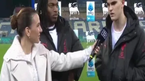 “哈尔滨举行第九届亚洲冬季运动会主火炬点燃仪式 新华社现场报道”