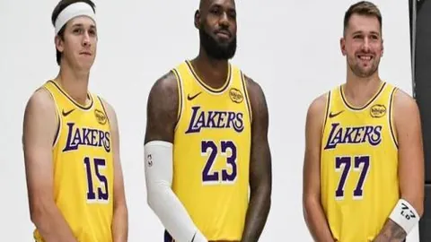 英超第轮焦点战：巴罗特掌哨默西塞德德比，鲍森执裁切尔西对热刺对决